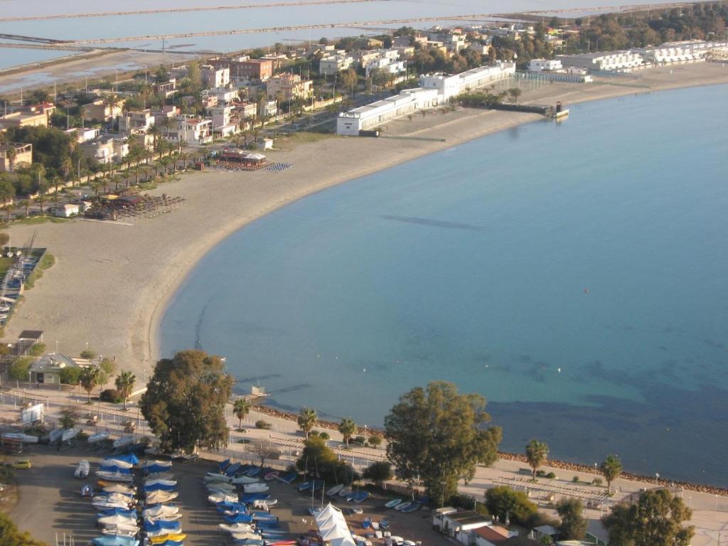 Guesthouse Libeticus Cagliari Bagian luar foto