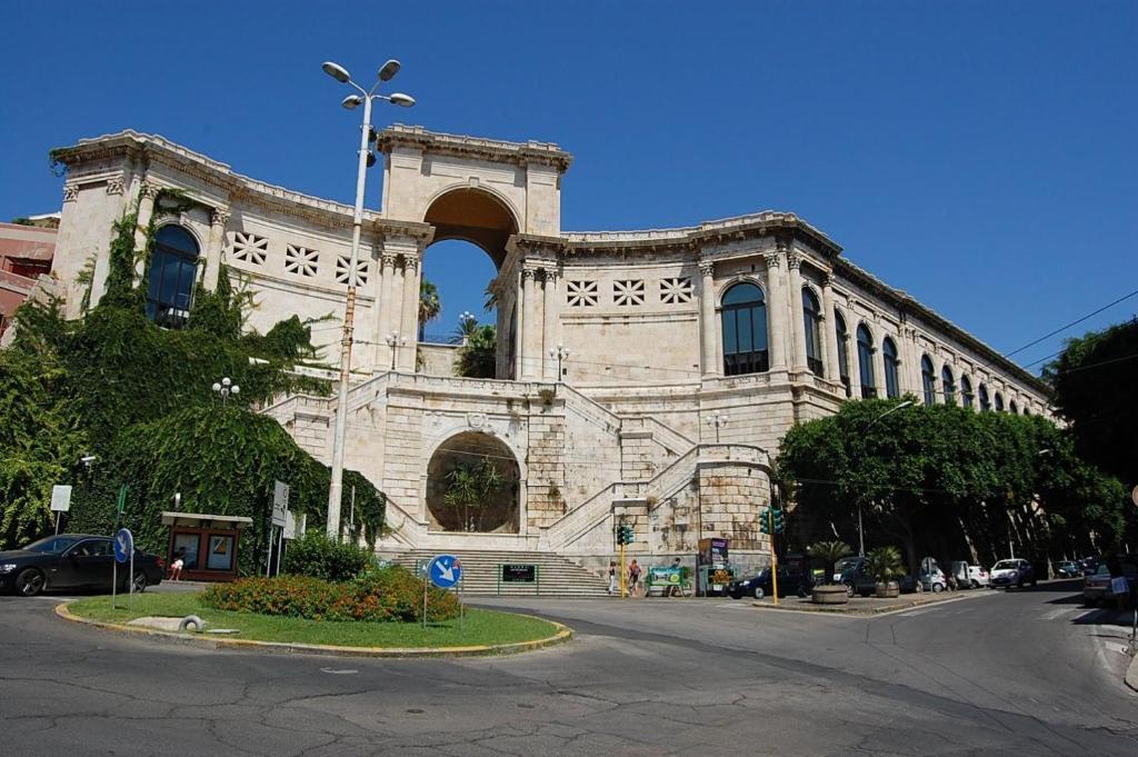 Guesthouse Libeticus Cagliari Bagian luar foto